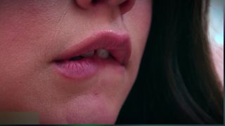 Remi Ferdinand&#39;s boyfriend has a huge cock that makes her cum hard every time they fuck