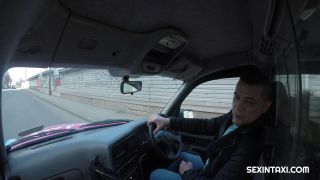 Squirting milf had a free ride